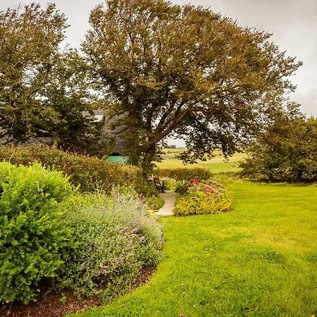 The Wild Atlantic Hideaway شقة كلوناكِلتي