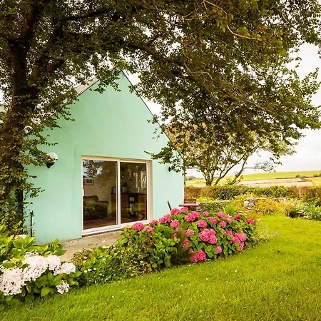 The Wild Atlantic Hideaway كلوناكِلتي