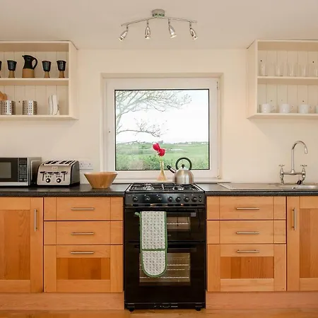 شقة The Wild Atlantic Hideaway