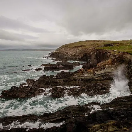 The Wild Atlantic Hideaway كلوناكِلتي